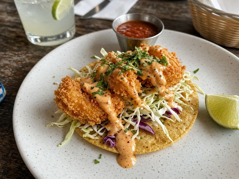 Camaron dorado shrimp taco